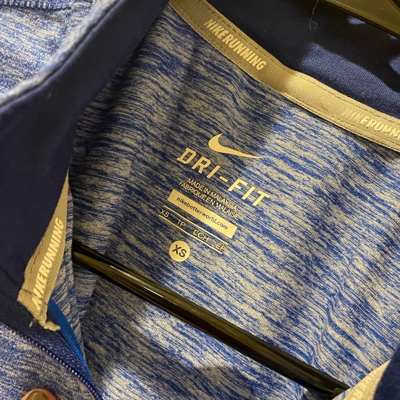 Nike Dri-Fit Quarter Zip-up - Picture 3 of 3